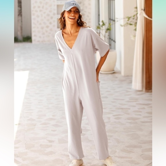 HOTSHOT TEE ONESIE Oversized Slouchy Fit Woman’s Jumpsuit in White Large NWT - Picture 8 of 14